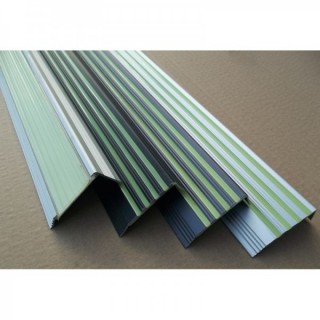 Aluminium photoluminescent Stair Nose