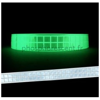 RETRO-REFLECTIVE PHOSPHORESCENT TAPE